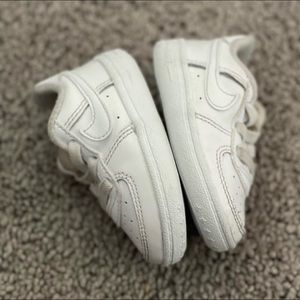 Bundle deal!! 2 pairs of Nikes (3C & 4C)